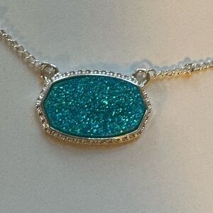 Elegant Silver and Blue Pendant Necklace